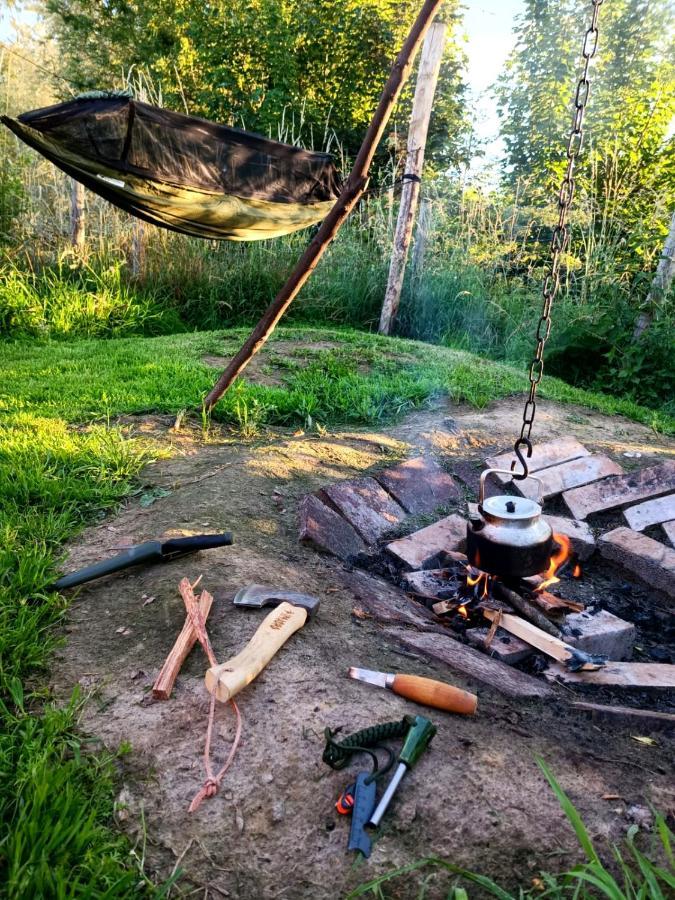 Отель Au Pied Du Trieu, The Shelter Labroye Экстерьер фото