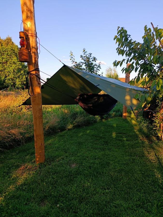 Отель Au Pied Du Trieu, The Shelter Labroye Экстерьер фото